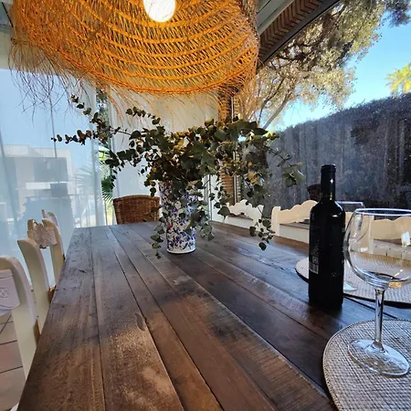 Pareado Con Jardin Privado En Urbanizacion 酒店